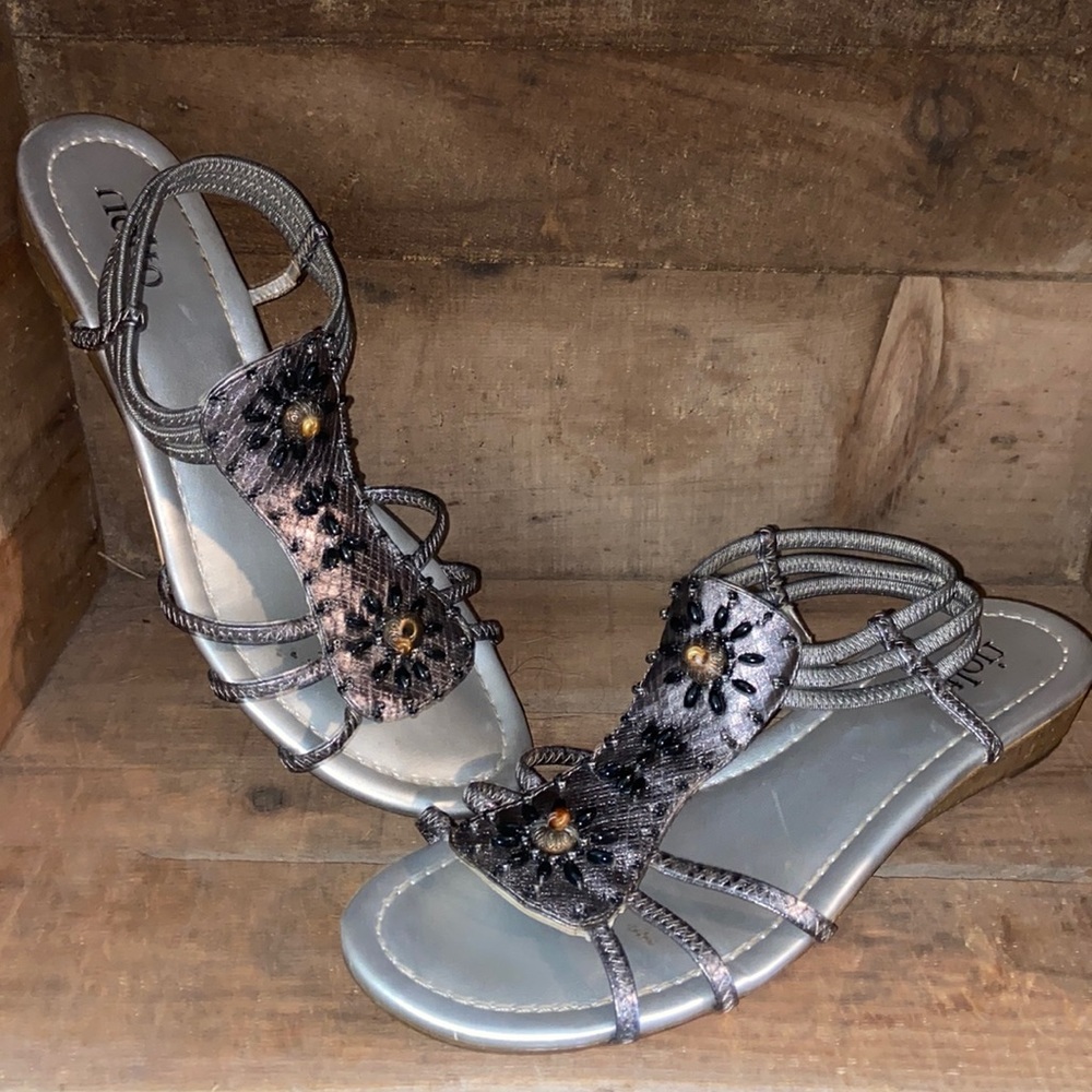 Rialto Sandals size 8 1/2